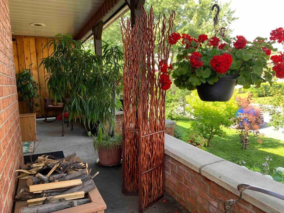 Apartamento Havre Chez Guylaine Laval Exterior foto
